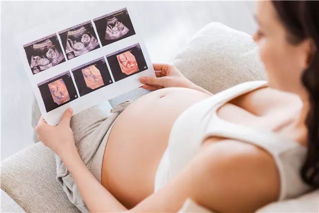 大连产科医院，顺产分娩之前有哪些征兆？